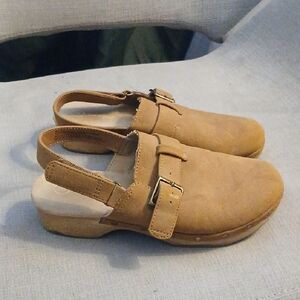 Cat & Jack Tan Kids Shoes